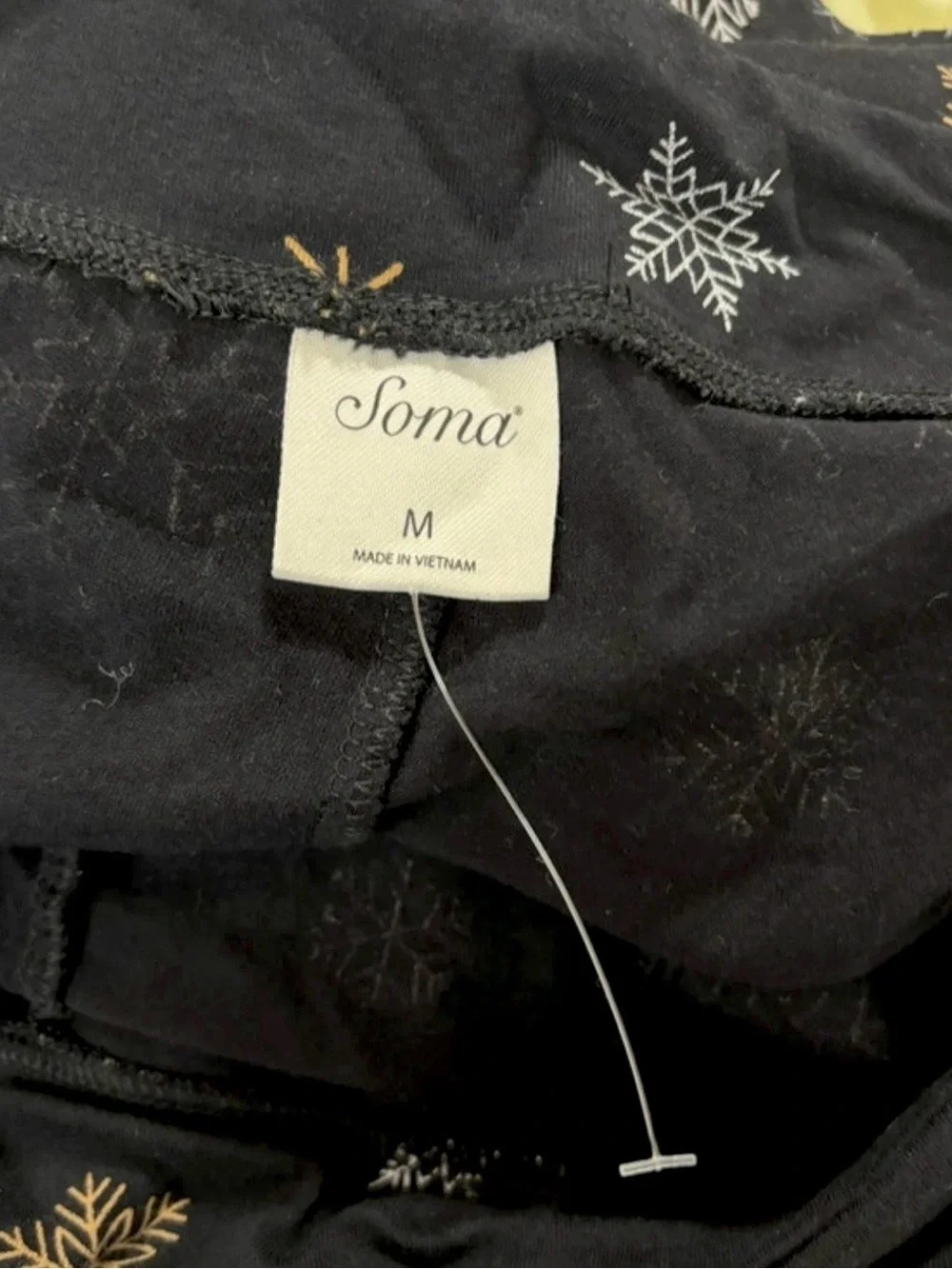 SOMA WOMEN PAJAMA SHORTS M COTTON BLEND WINTER SNOWFLAKES BLACK POCKETS SOFT $49